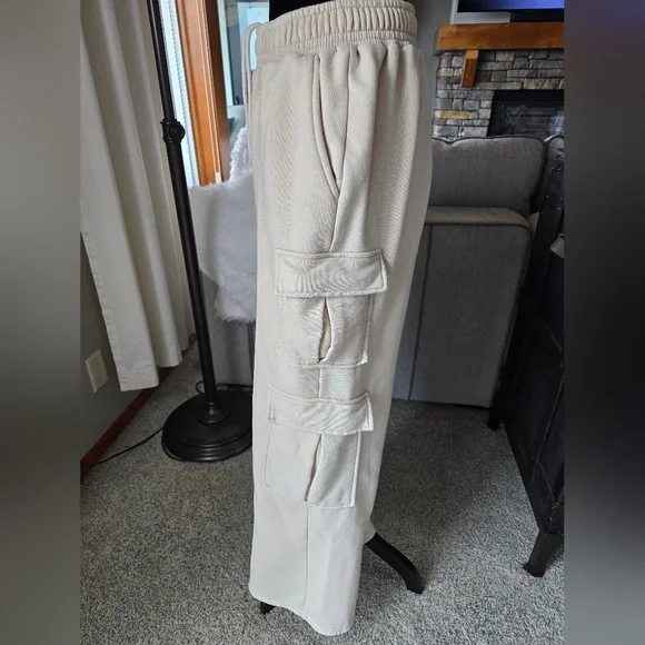 OLI & HALI - WASHED DRAWSTRING WAIST CARGO JOGGER Size Medium - Picture 6 of 7